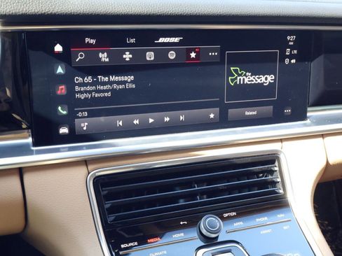 Certified 2023 Porsche Panamera image 17