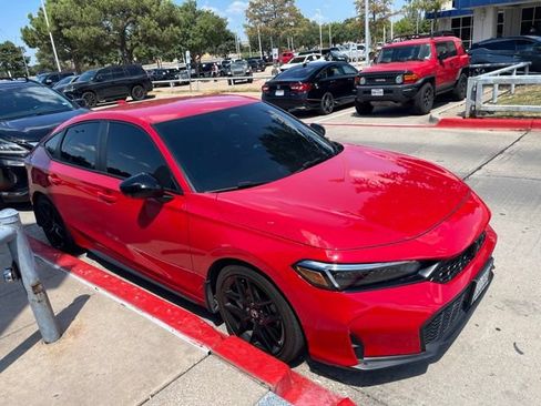 Used 2025 Honda Civic Sport image 3