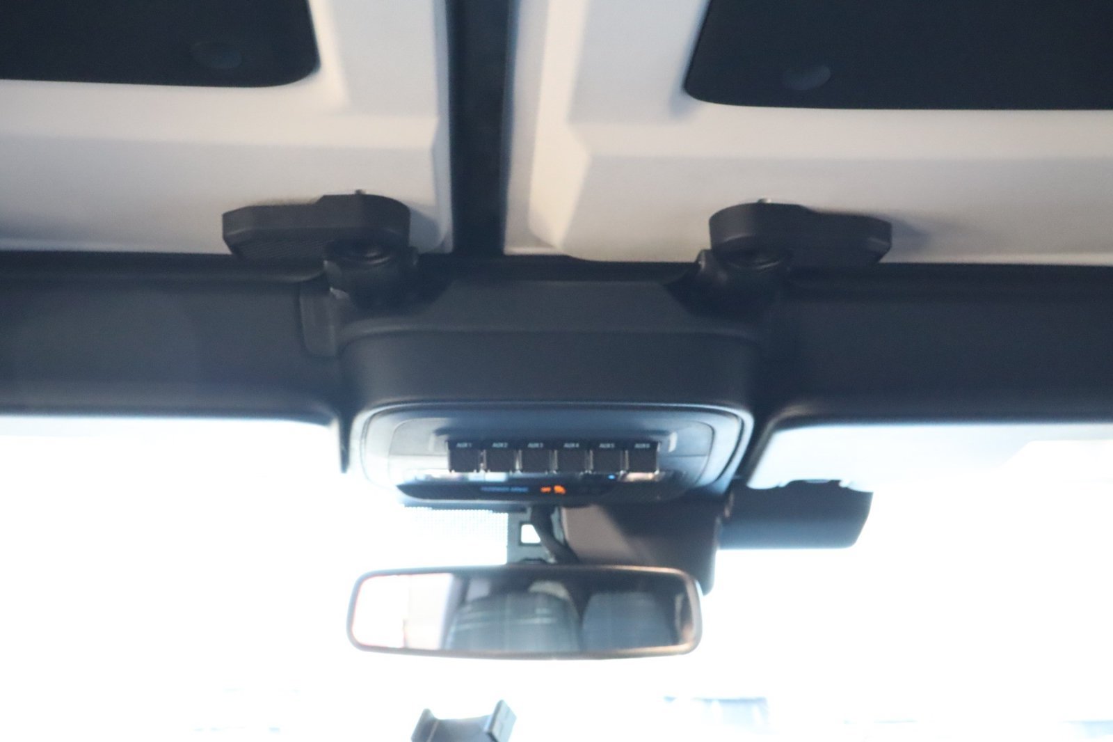 Used 2025 Ford Bronco Heritage Edition AWD/4WD image 34