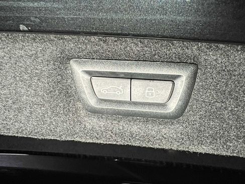 Used 2024 BMW 840i Convertible RWD image 17