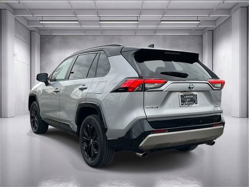Used 2022 Toyota RAV4 XSE image 5