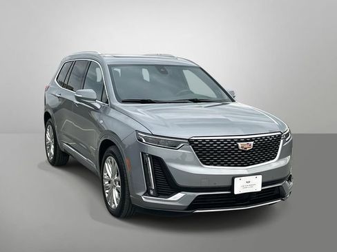 Used 2025 Cadillac XT6 Premium Luxury w/ Technology Package image 25