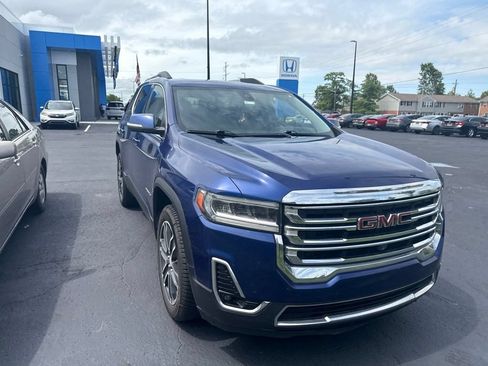 Used 2023 GMC Acadia SLT w/ Technology Package FWD image 18