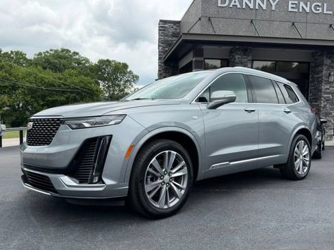 Used 2024 Cadillac XT6 Premium Luxury w/ LPO, Floor Liner Package AWD/4WD image 23