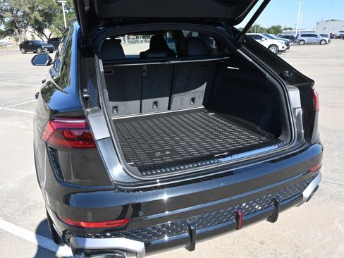 Used 2025 Audi RS Q8 performance image 21