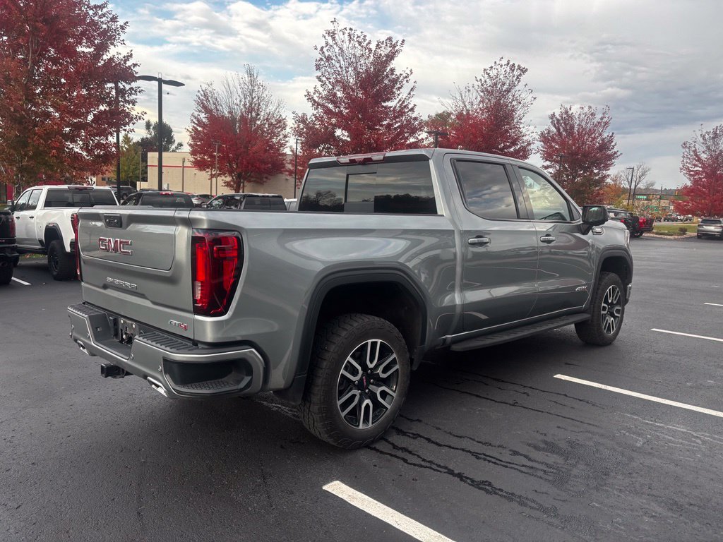 Used 2024 GMC Sierra 1500 AT4 w/ Technology Package AWD/4WD image 6