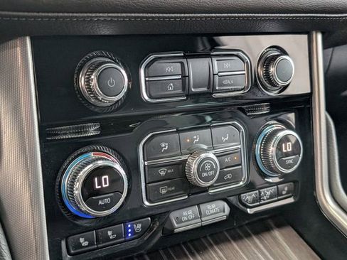Used 2023 GMC Yukon Denali AWD/4WD image 23