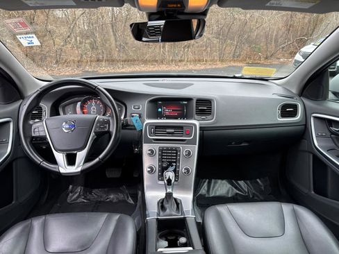 Used 2017 Volvo S60 T5 Inscription w/ Convenience Package image 35