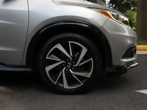 Used 2019 Honda HR-V Sport image 4