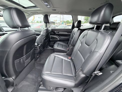 Used 2021 Kia Telluride S AWD/4WD image 17
