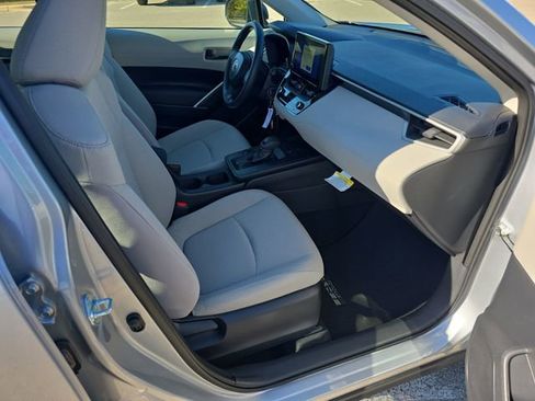 New 2026 Toyota Corolla Cross L image 10