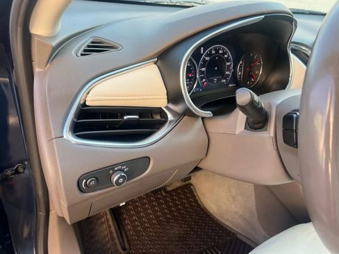 Used 2022 Chevrolet Malibu Premier image 23