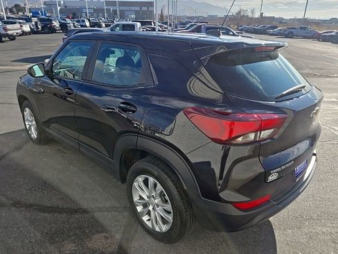 Used 2023 Chevrolet TrailBlazer LS image 6