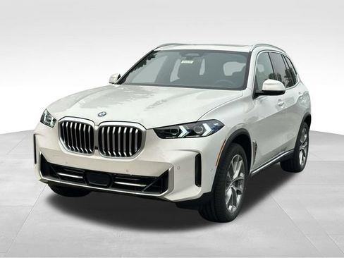 New 2026 BMW X5 xDrive40i AWD/4WD image 5