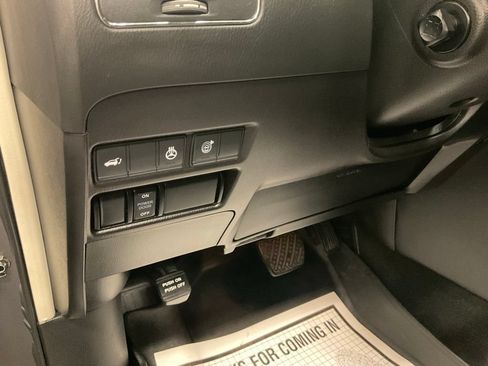 Used 2021 Nissan Armada Platinum w/ Captain's Chairs Package RWD image 17