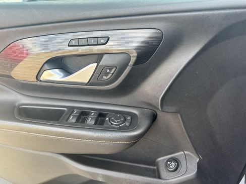 Used 2019 GMC Terrain SLT w/ Preferred Package FWD image 10