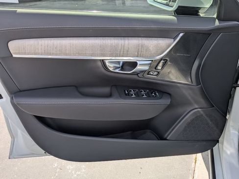 Certified 2023 Volvo S90 B6 Ultimate w/ Protection Package Premier AWD/4WD image 11