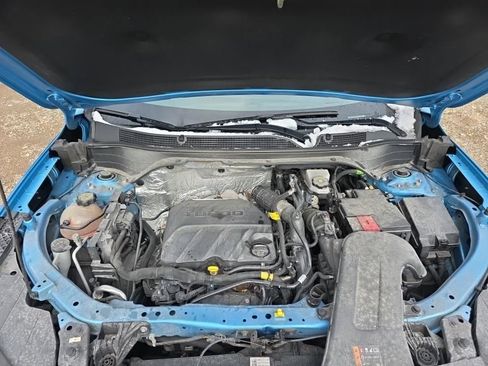 Used 2025 Chevrolet Trax LT image 10