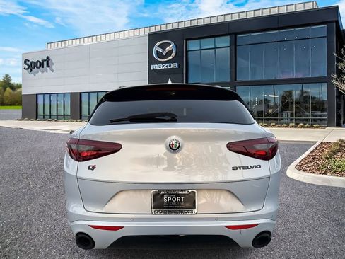 Used 2020 Alfa Romeo Stelvio Ti Sport w/ Quick Order Package 22S Sport image 4
