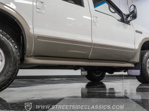 Used 2000 Ford Excursion Limited image 26