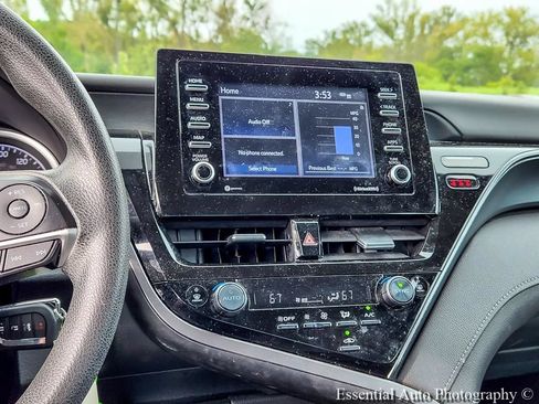 Used 2023 Toyota Camry LE FWD image 14