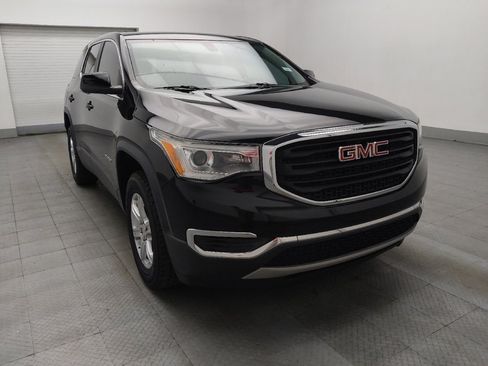 Used 2018 GMC Acadia SLE image 13