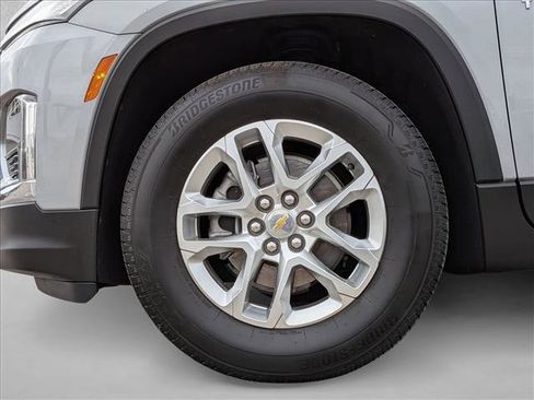 Certified 2023 Chevrolet Traverse LS image 24