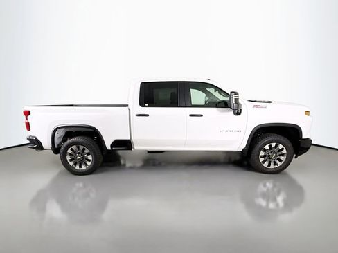 New 2026 Chevrolet Silverado 2500 Custom w/ Custom Value Package AWD/4WD image 10