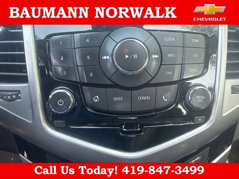 Used 2015 Chevrolet Cruze LT FWD image 22