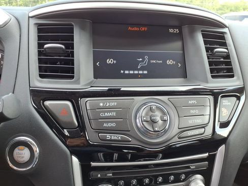 Certified 2019 Nissan Pathfinder S FWD image 10