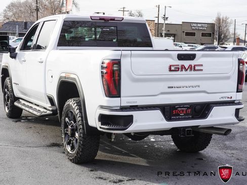 Used 2025 GMC Sierra 2500 AT4 w/ Technology Package image 29