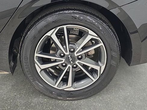 Used 2023 Kia Forte LXS image 30