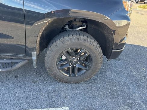 Used 2022 Chevrolet Silverado 1500 Custom Trail Boss image 2