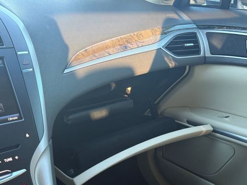 Used 2015 Lincoln MKZ w/ Equipment Group 101A Select image 8