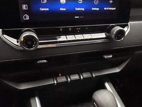 Used 2024 Chevrolet Colorado W/T w/ WT Convenience Package image 29