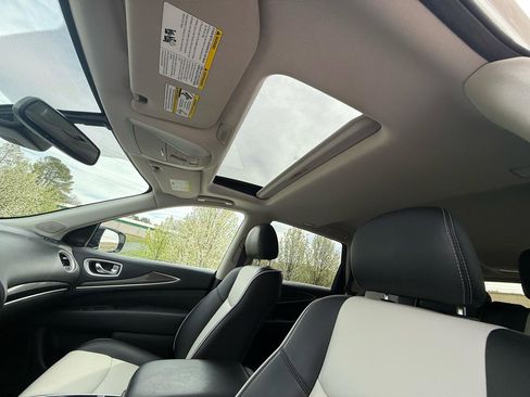 Used 2020 INFINITI QX60 Signature Edition image 25