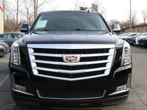 Used 2015 Cadillac Escalade ESV Premium image 2