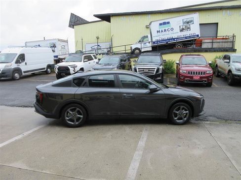 Used 2025 Kia K4 FWD image 8