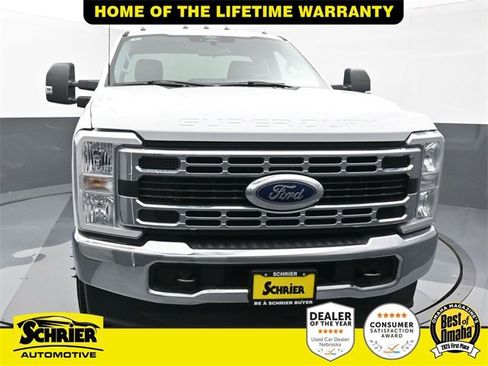 Used 2024 Ford F350 XLT image 6