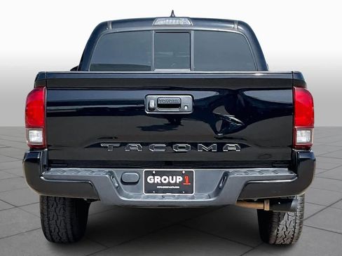 Used 2018 Toyota Tacoma SR w/ SR Convenience Package image 5