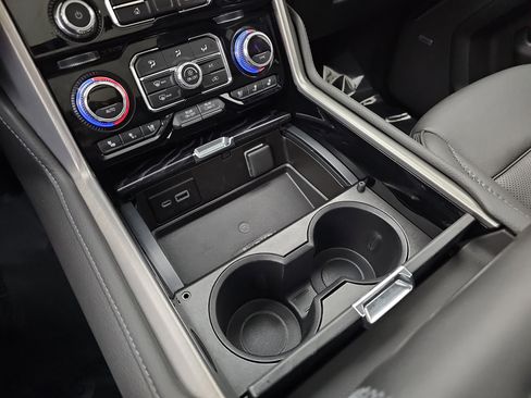 Used 2022 GMC Yukon Denali w/ Max Trailering Package image 30