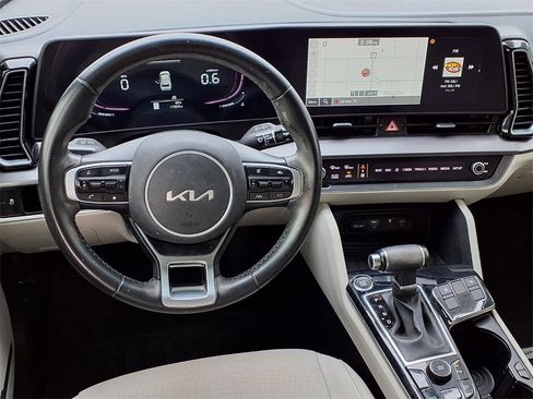 Certified 2023 Kia Sportage EX image 13