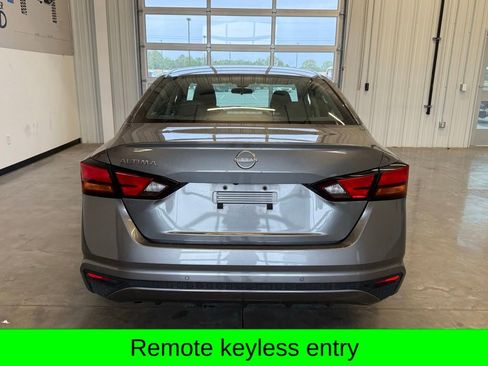Used 2023 Nissan Altima 2.5 S image 4