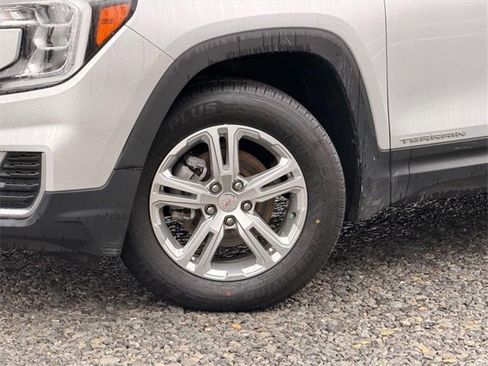 Used 2022 GMC Terrain SLE w/ Driver Convenience Package image 23
