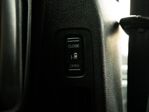 Certified 2023 Honda Odyssey Sport image 42