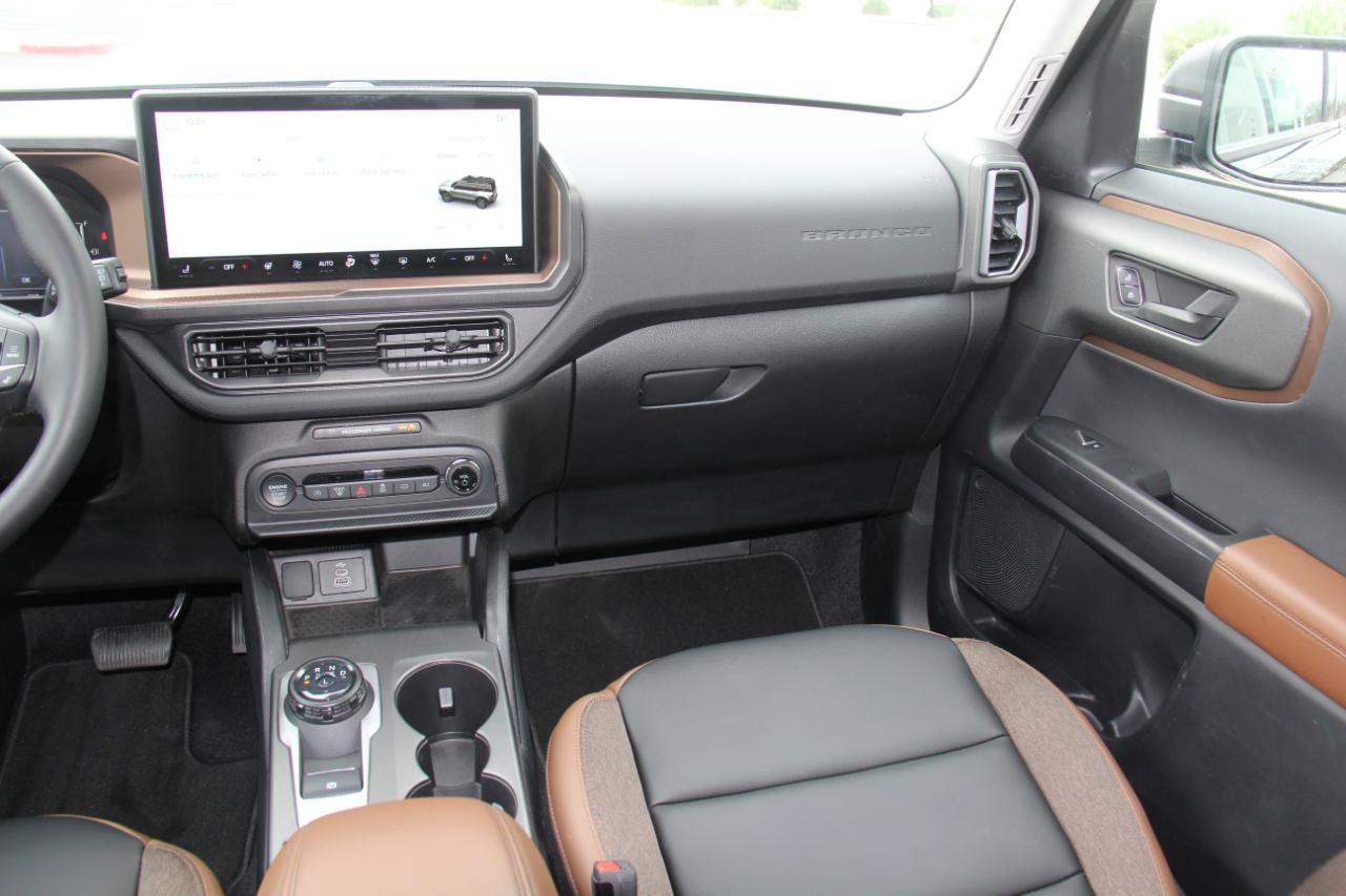 Used 2026 Ford Bronco Sport Outer Banks AWD/4WD image 10