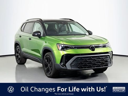 New 2026 Volkswagen Taos SE AWD/4WD image 1