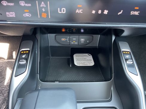 New 2026 Kia Sorento S AWD/4WD image 22