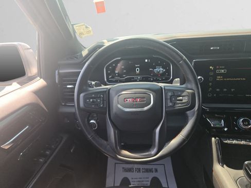 Used 2022 GMC Sierra 1500 AT4 w/ AT4 Premium Package AWD/4WD image 12