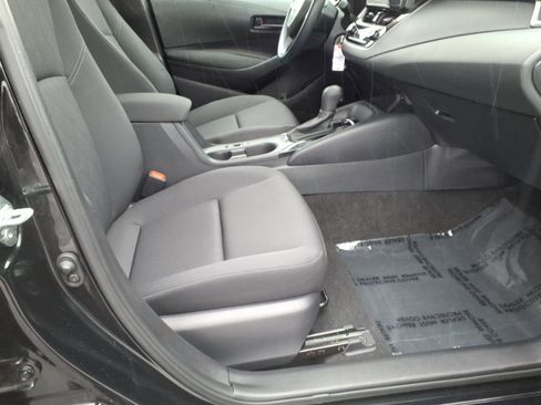 Certified 2023 Toyota Corolla LE image 9